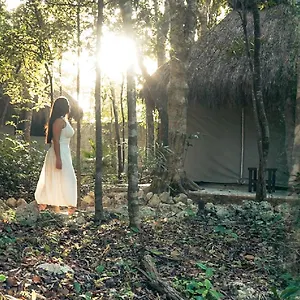 https://akumal-natura.allrivieramayahotels.com